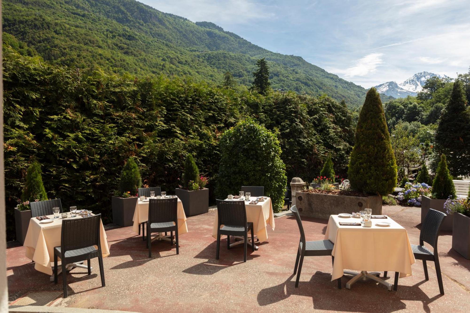 Chalet-Hôtel Le Belvédère Brides-les-Bains Exterior foto